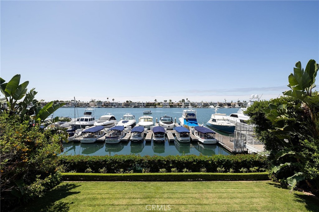 2572 Bayshore Drive, Newport Beach CA 92663 - photo 31
