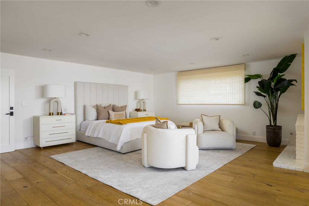 2572 Bayshore Drive, Newport Beach CA 92663 - photo 33