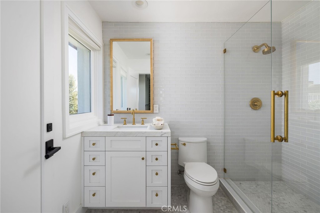 2572 Bayshore Drive, Newport Beach CA 92663 - photo 43