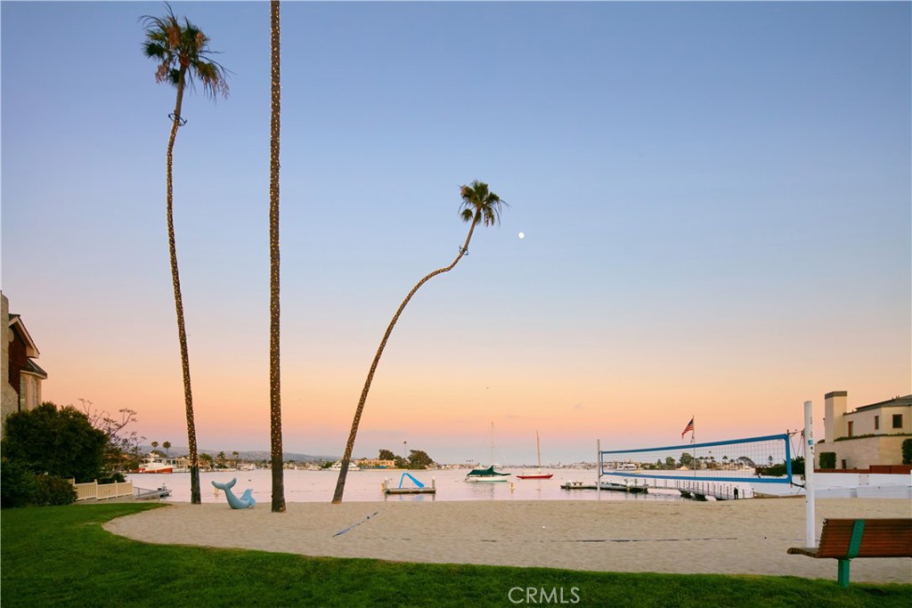 2572 Bayshore Drive, Newport Beach CA 92663 - photo 52