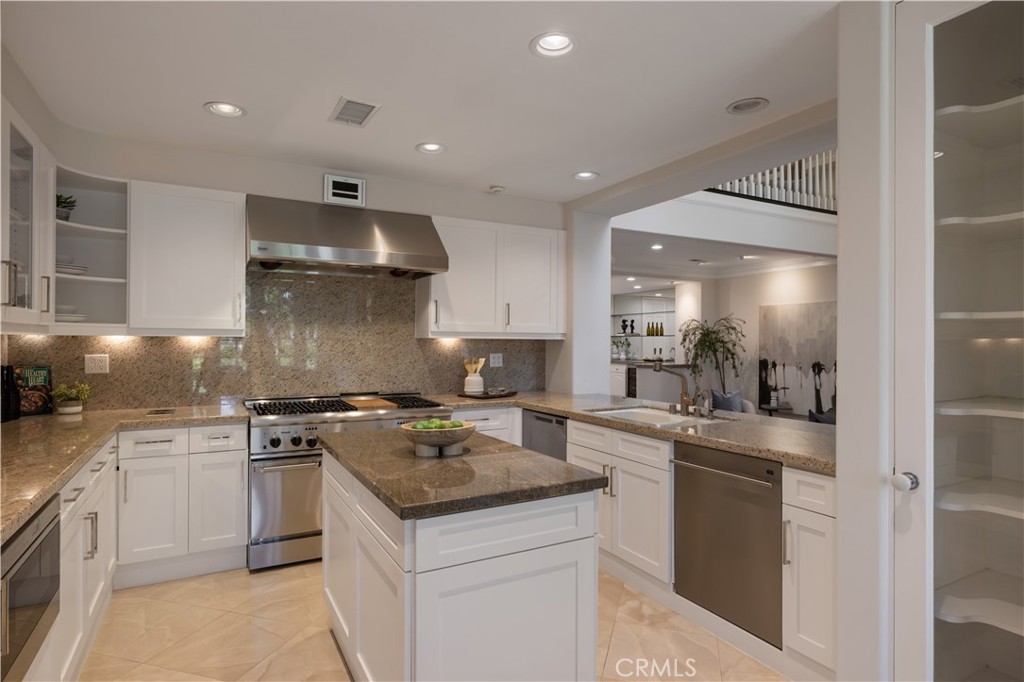 26 Belcourt, Newport Beach CA 92660 - photo 11