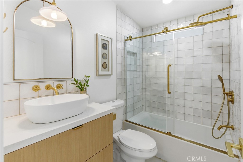 260 Mayflower, Newport Beach CA 92660 - photo 15