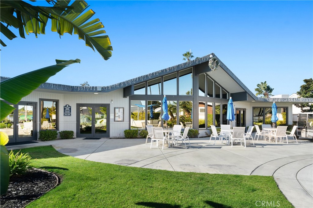 260 Mayflower, Newport Beach CA 92660 - photo 24