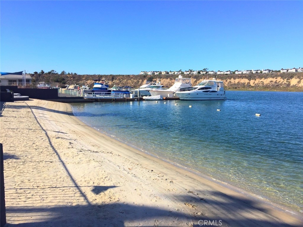 260 Mayflower, Newport Beach CA 92660 - photo 29