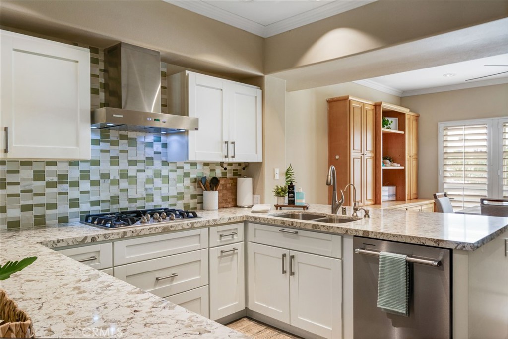2600 213 Newport, Newport Beach CA 92663 - photo 15