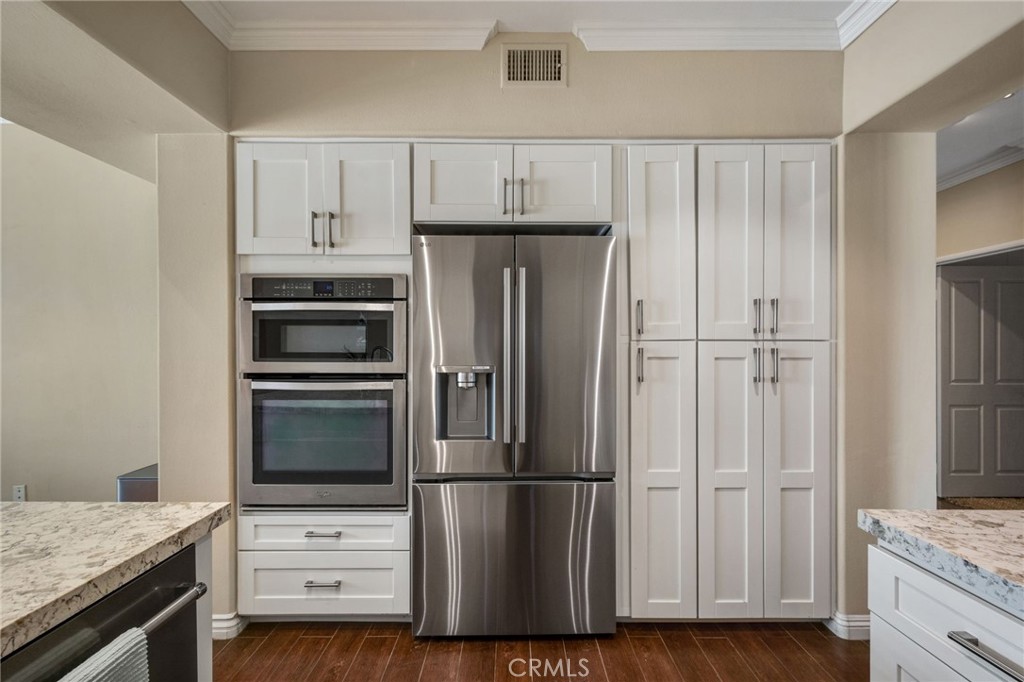 2600 213 Newport, Newport Beach CA 92663 - photo 16