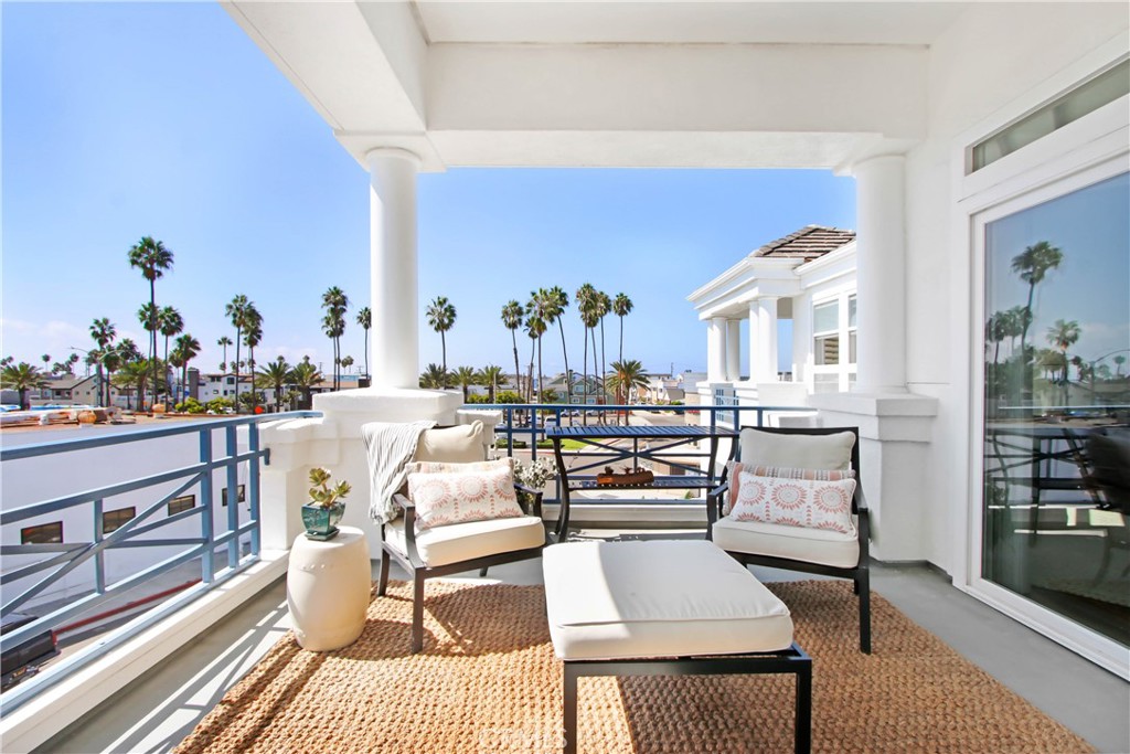 2600 Newport 11, Newport Beach CA 92663 - photo 10
