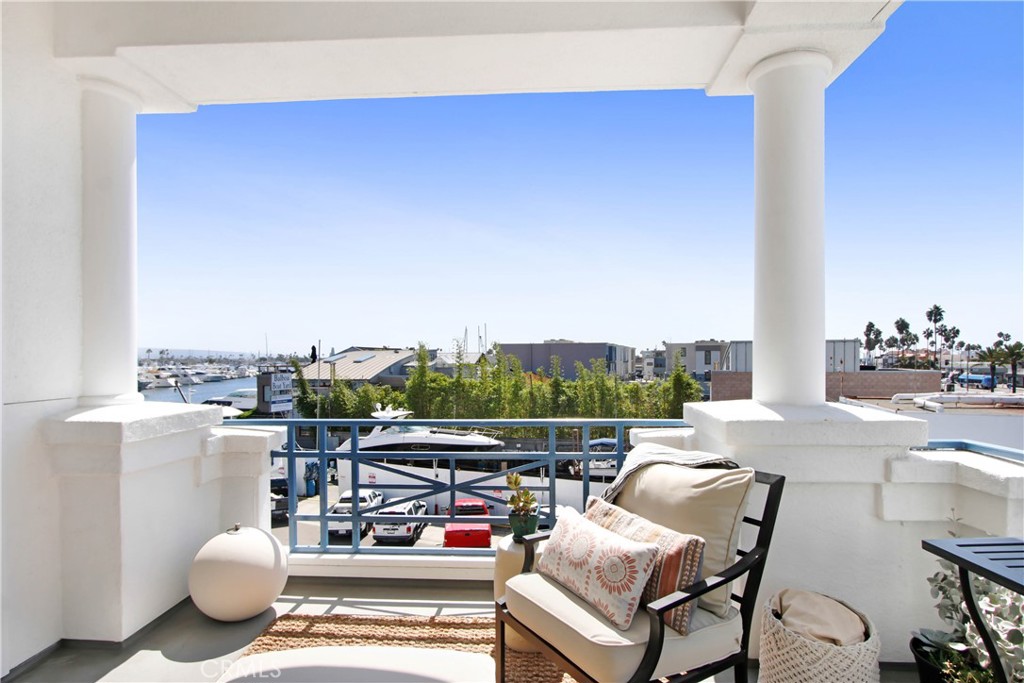 2600 Newport 11, Newport Beach CA 92663 - photo 11