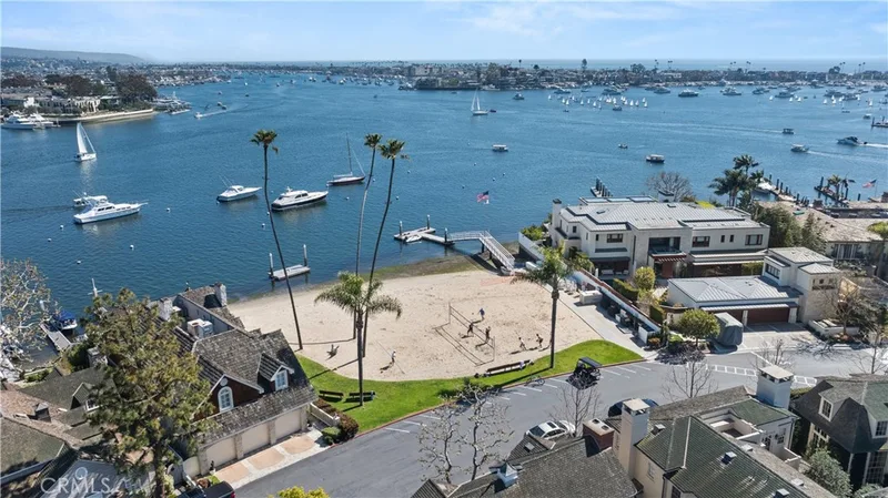 2602 Circle Drive, Newport Beach, CA 92663
