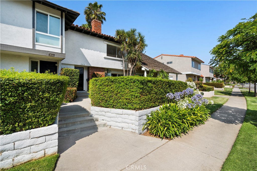 2612 Vista Del Oro, Newport Beach CA 92660 - photo 2