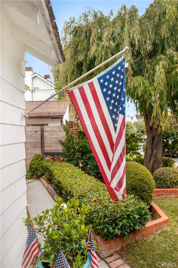 2632 Vista Drive, Newport Beach CA 92663 - photo 25