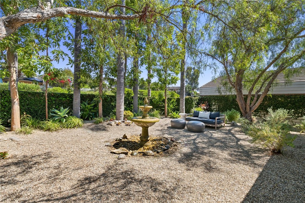 2639 Buckeye Street, Newport Beach CA 92660 - photo 4