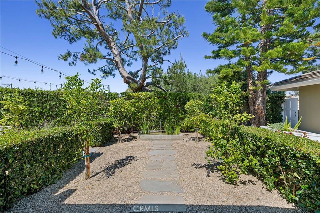 2639 Buckeye Street, Newport Beach CA 92660 - photo 7