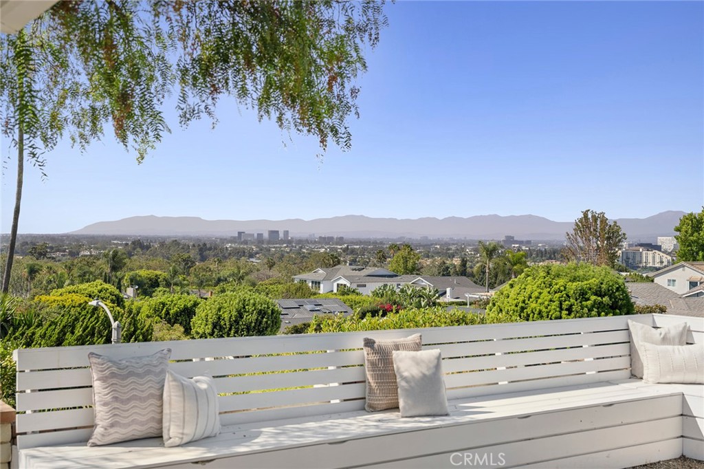 2639 Buckeye Street, Newport Beach CA 92660 - photo 32