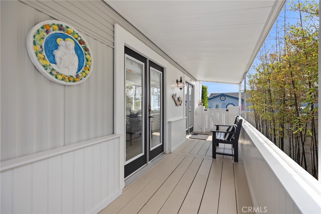 264 Mayflower, Newport Beach CA 92660 - photo 7