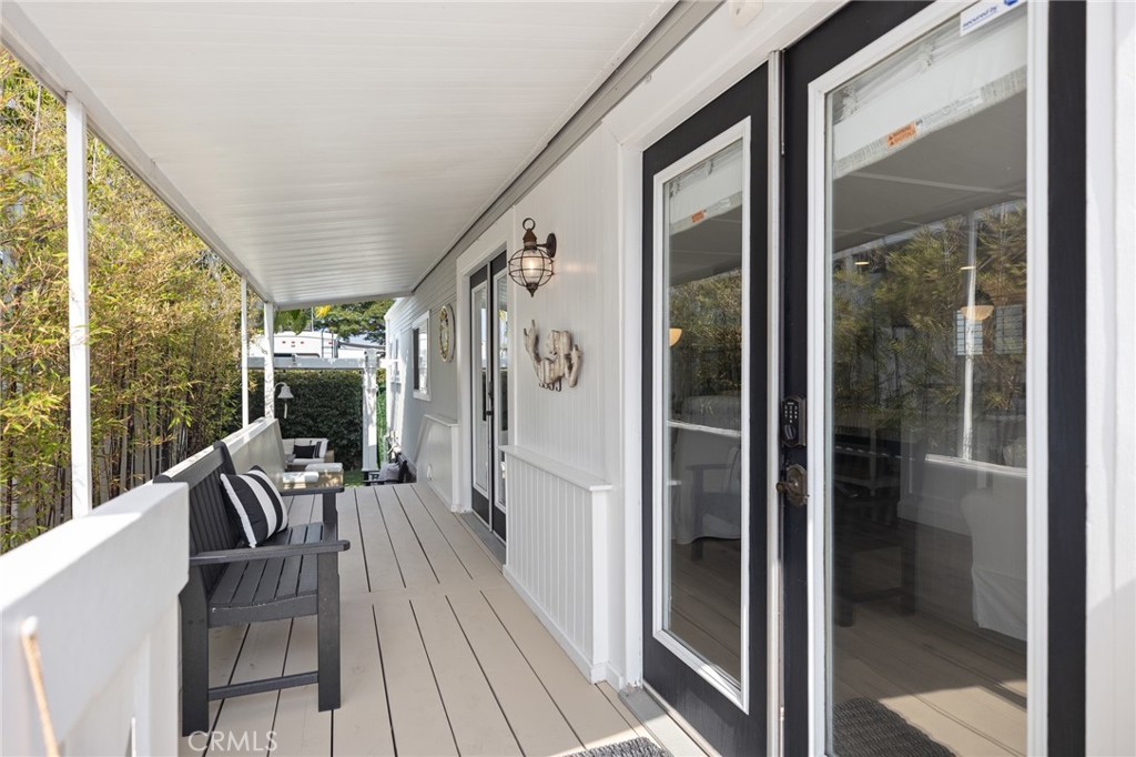 264 Mayflower, Newport Beach CA 92660 - photo 8
