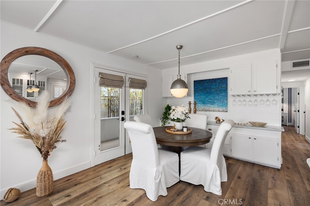 264 Mayflower, Newport Beach CA 92660 - photo 14