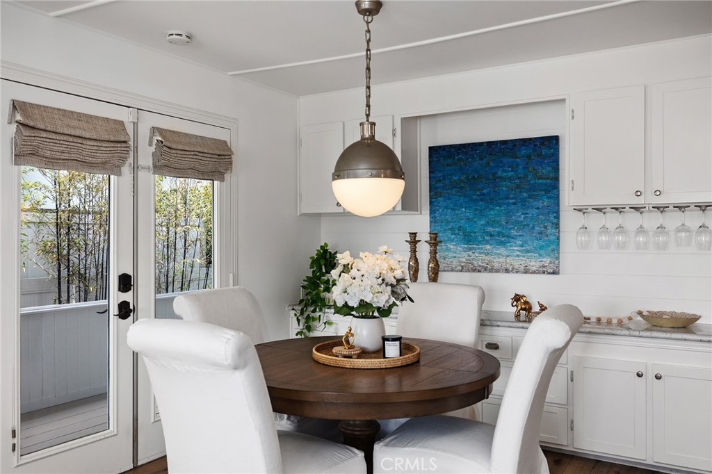264 Mayflower, Newport Beach CA 92660 - photo 15