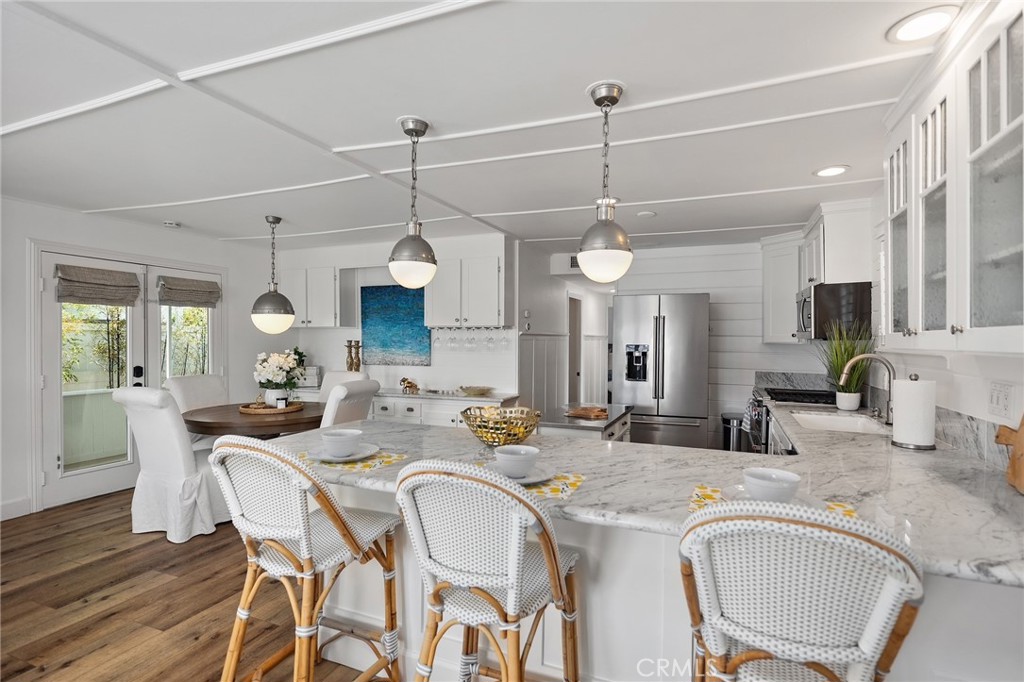 264 Mayflower, Newport Beach CA 92660 - photo 21