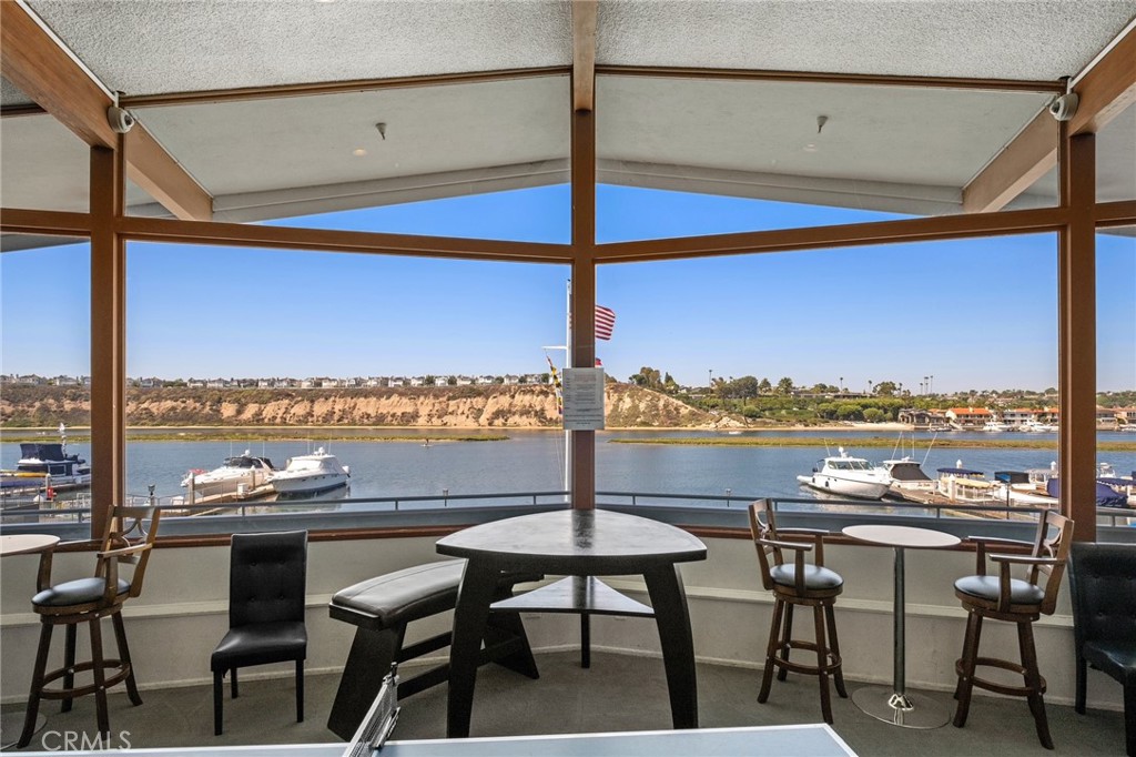 264 Mayflower, Newport Beach CA 92660 - photo 37