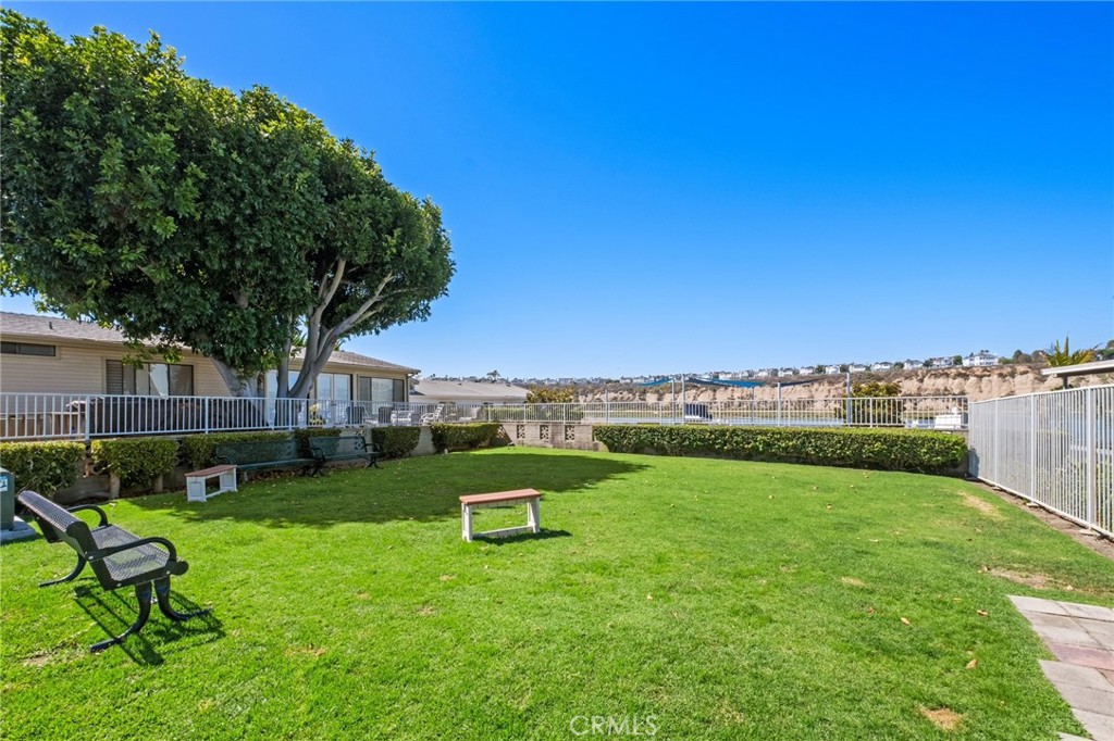 264 Mayflower, Newport Beach CA 92660 - photo 38