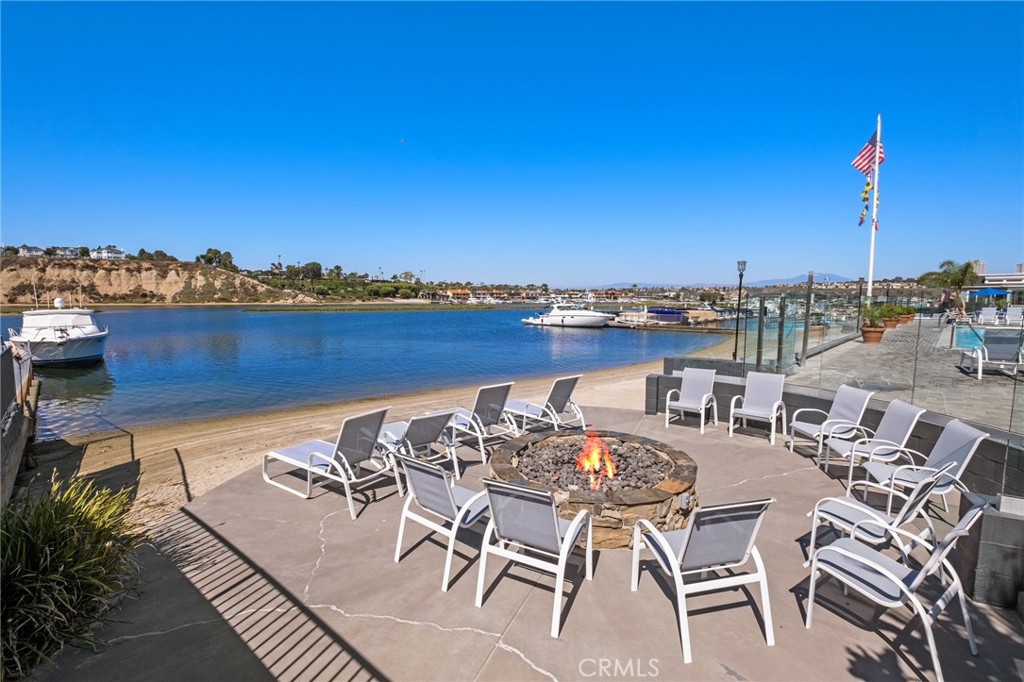 264 Mayflower, Newport Beach CA 92660 - photo 39