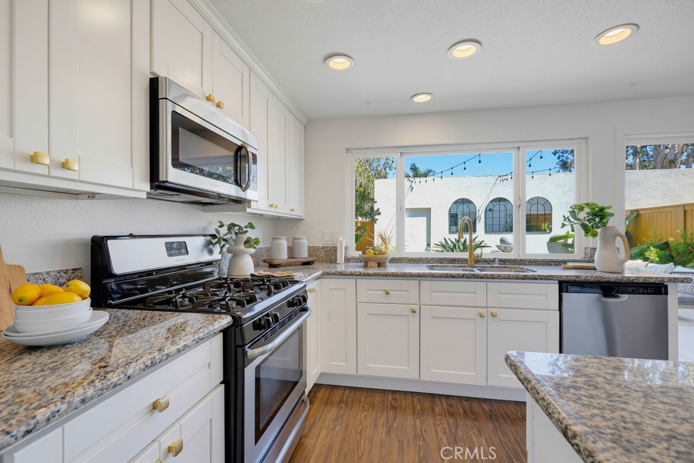 2650 Vista Del Oro, Newport Beach CA 92660 - photo 10