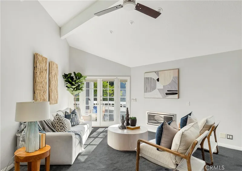 27 Brittany, Newport Beach, CA 92660