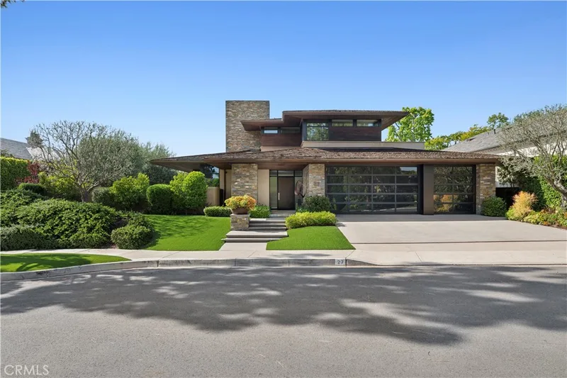 27 Hermitage, Newport Beach, CA 92660