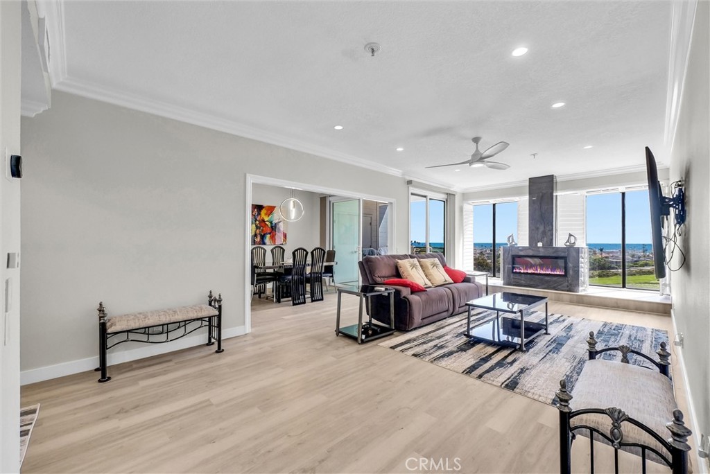 270 Cagney 207, Newport Beach CA 92663 - photo 3