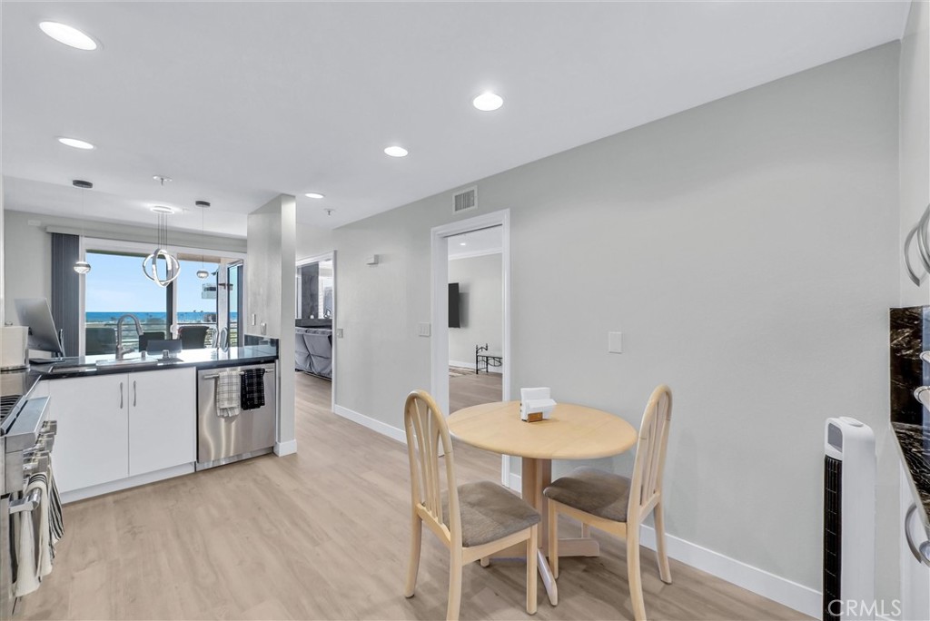 270 Cagney 207, Newport Beach CA 92663 - photo 10