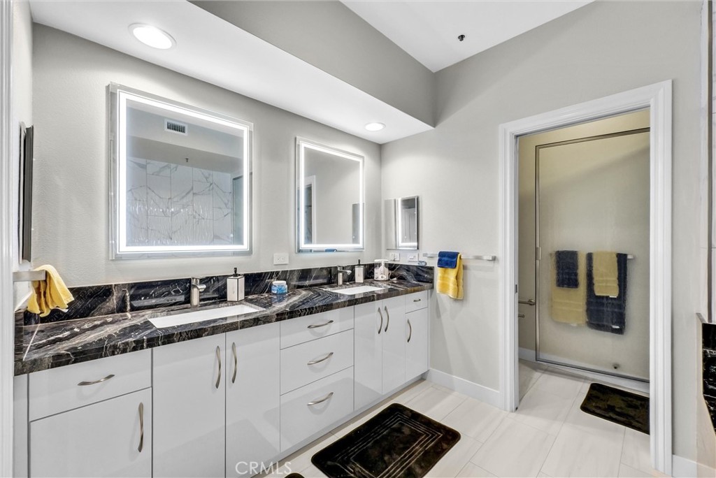 270 Cagney 207, Newport Beach CA 92663 - photo 15
