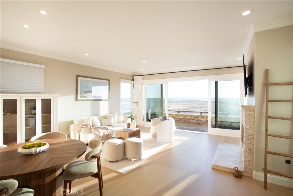 2712 W Oceanfront, Newport Beach CA 92663 - photo 3