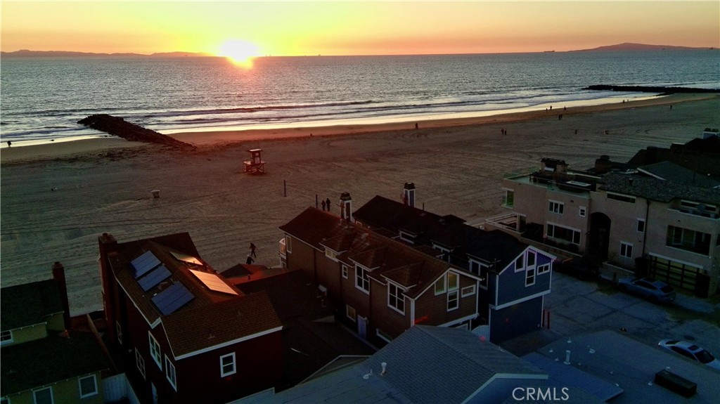 2712 W Oceanfront, Newport Beach CA 92663 - photo 32