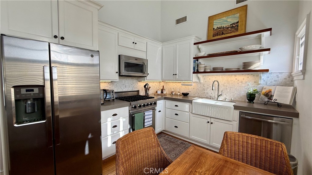 28 1/2 Beacon Bay, Newport Beach CA 92660 - photo 10
