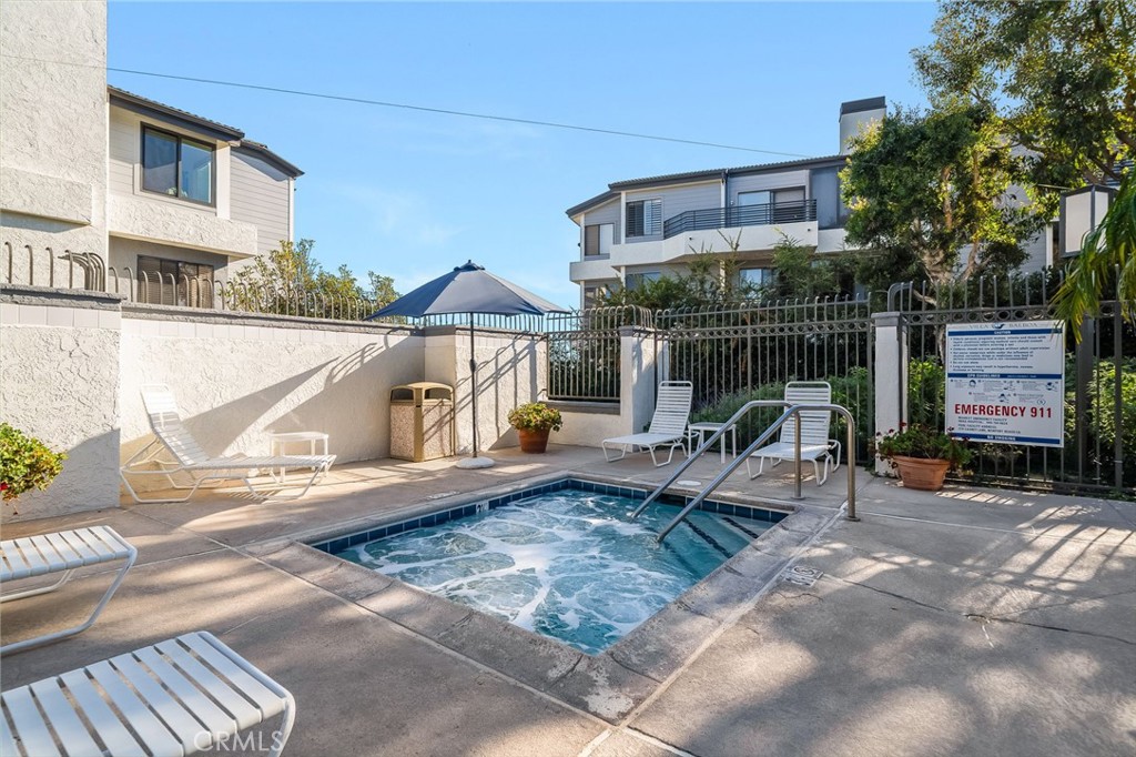 280 Cagney 103, Newport Beach CA 92663 - photo 31