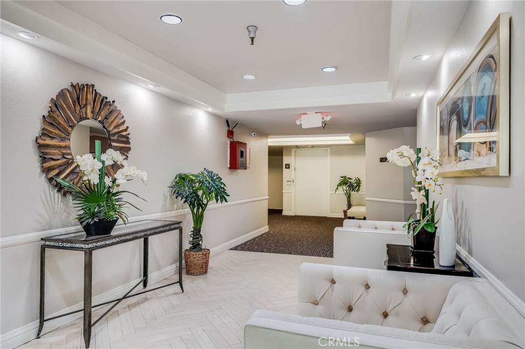 280 Cagney 103, Newport Beach CA 92663 - photo 33