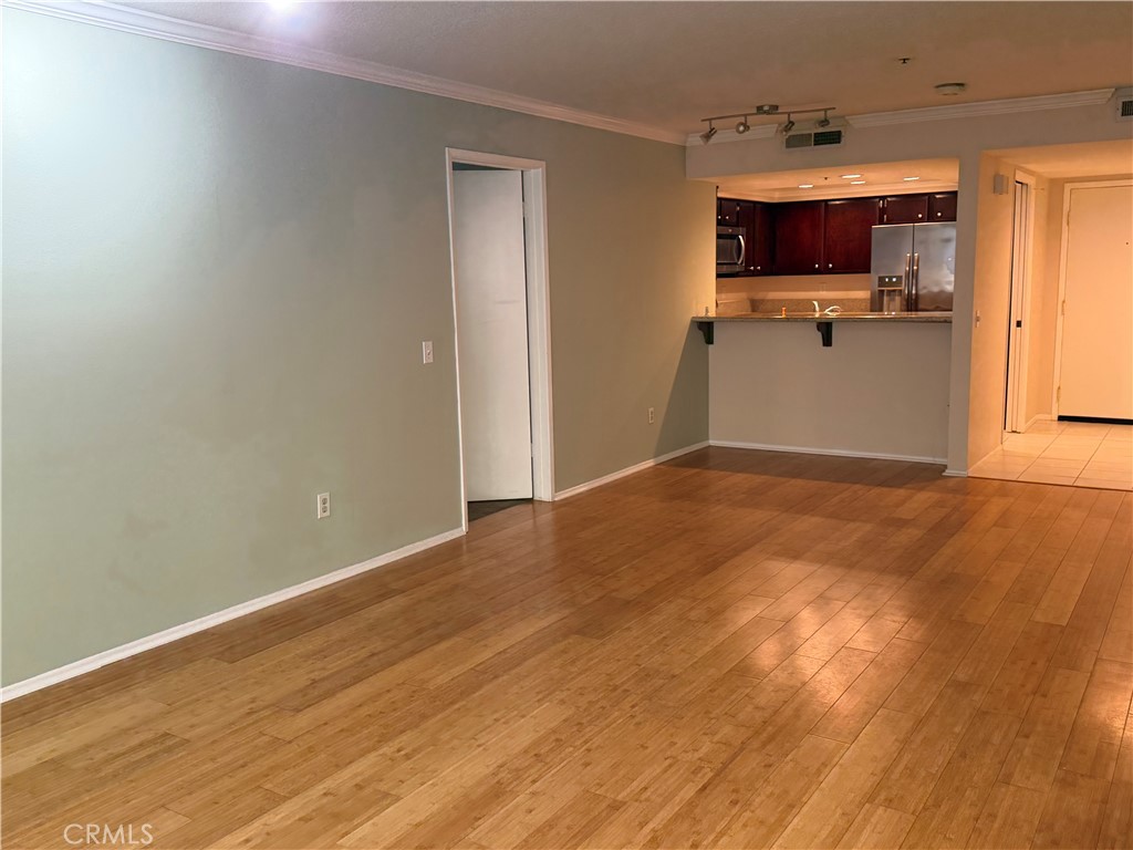 280 Cagney 204, Newport Beach CA 92663 - photo 5