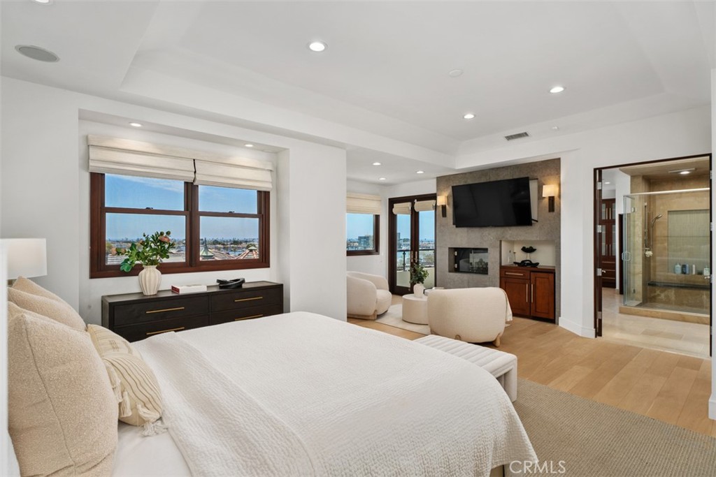 2907 Cliff Drive, Newport Beach CA 92663 - photo 13