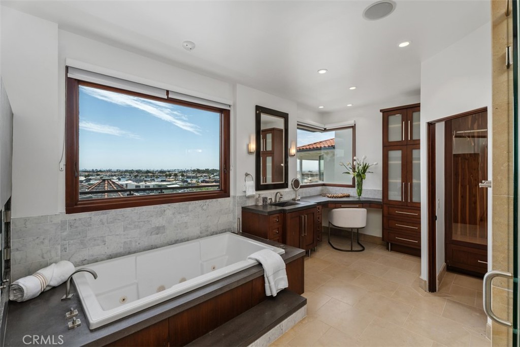 2907 Cliff Drive, Newport Beach CA 92663 - photo 17