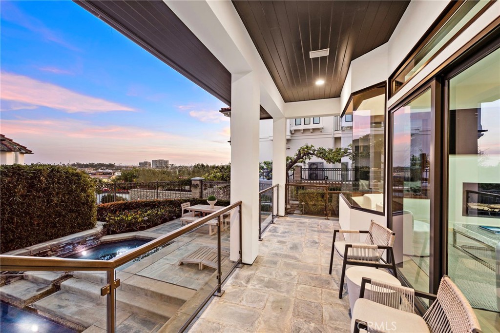 2907 Cliff Drive, Newport Beach CA 92663 - photo 33