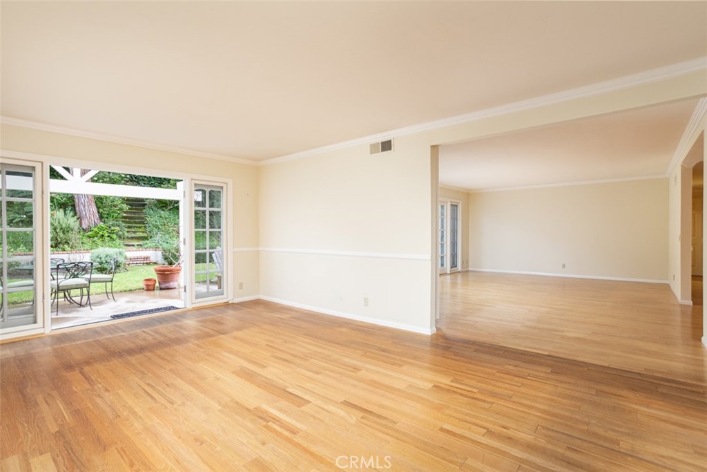 Dining Room - 2912 Catalpa, Newport Beach CA 92660 - photo 5