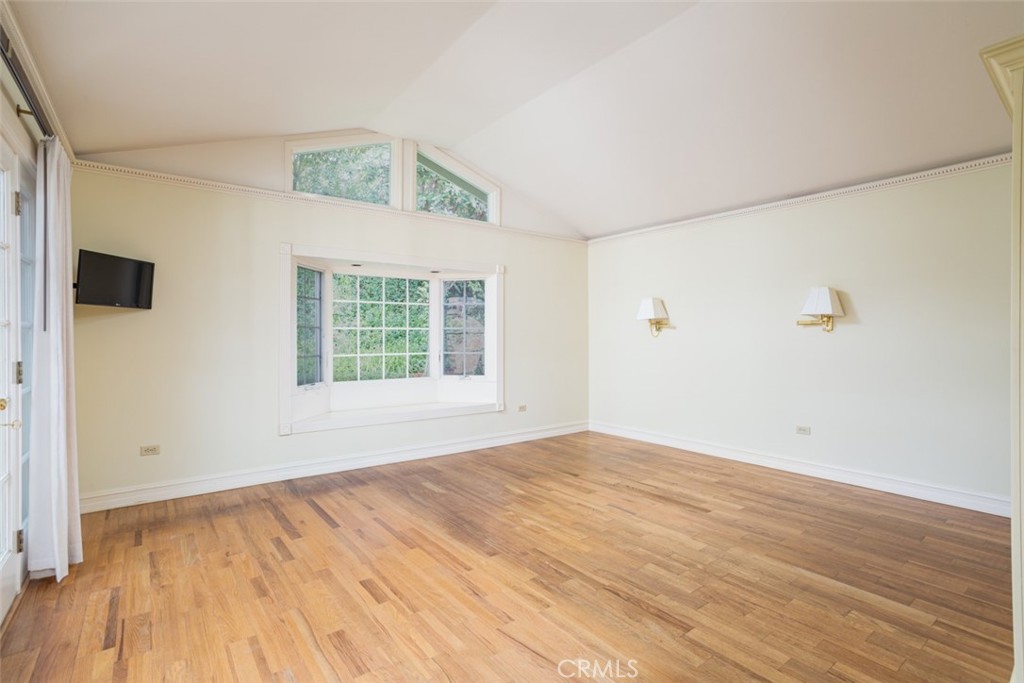 Primary Bedroom - 2912 Catalpa, Newport Beach CA 92660 - photo 15