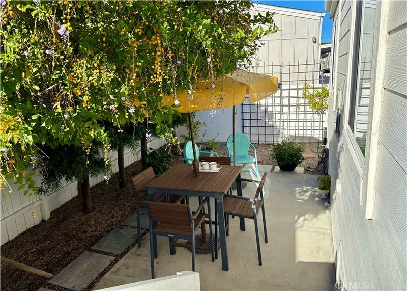 298 Lexington Circle, Newport Beach, CA 92660