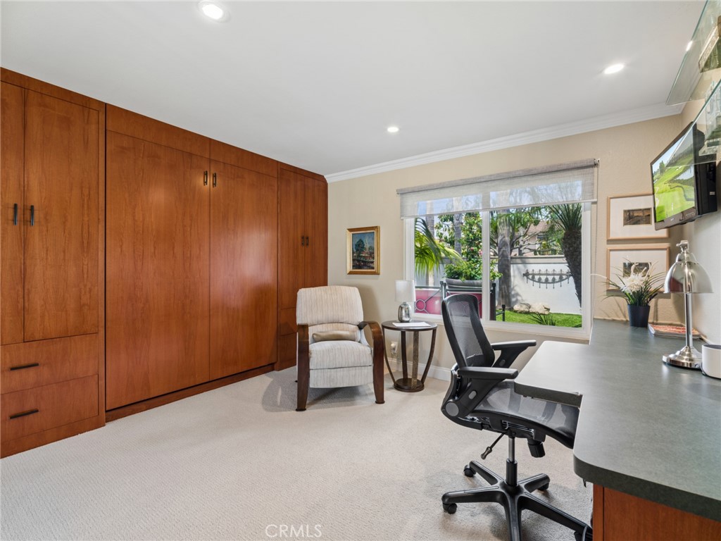 2nd bedroom with Murphy Bed - 3 Rue Fontainbleau, Newport Beach CA 92660 - photo 19
