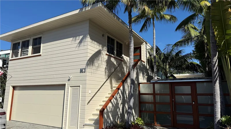 30 1/2 Beacon Bay, Newport Beach, CA 92660