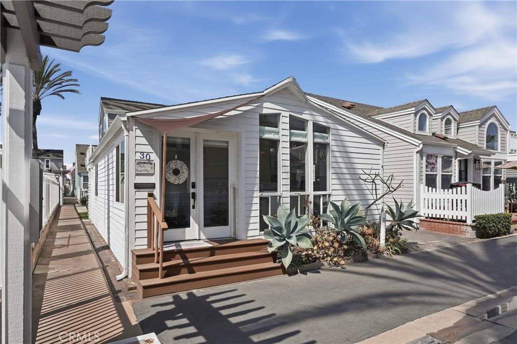 30 Bolivar, Newport Beach CA 92663 - photo 1