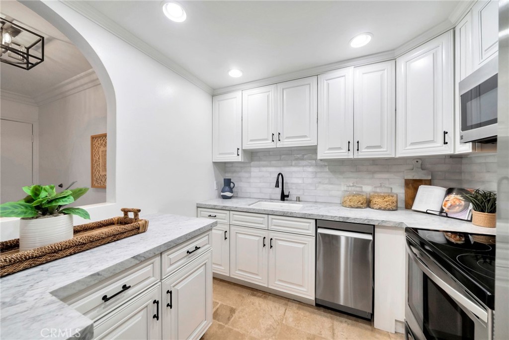 300 Cagney Lane 101, Newport Beach CA 92663 - photo 6