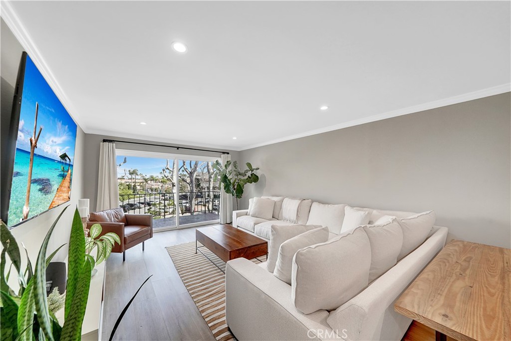 Welcome to 300 Cagney Lane PH 9, Newport Beach - 300 Cagney Lane PH9, Newport Beach CA 92663 - photo 1