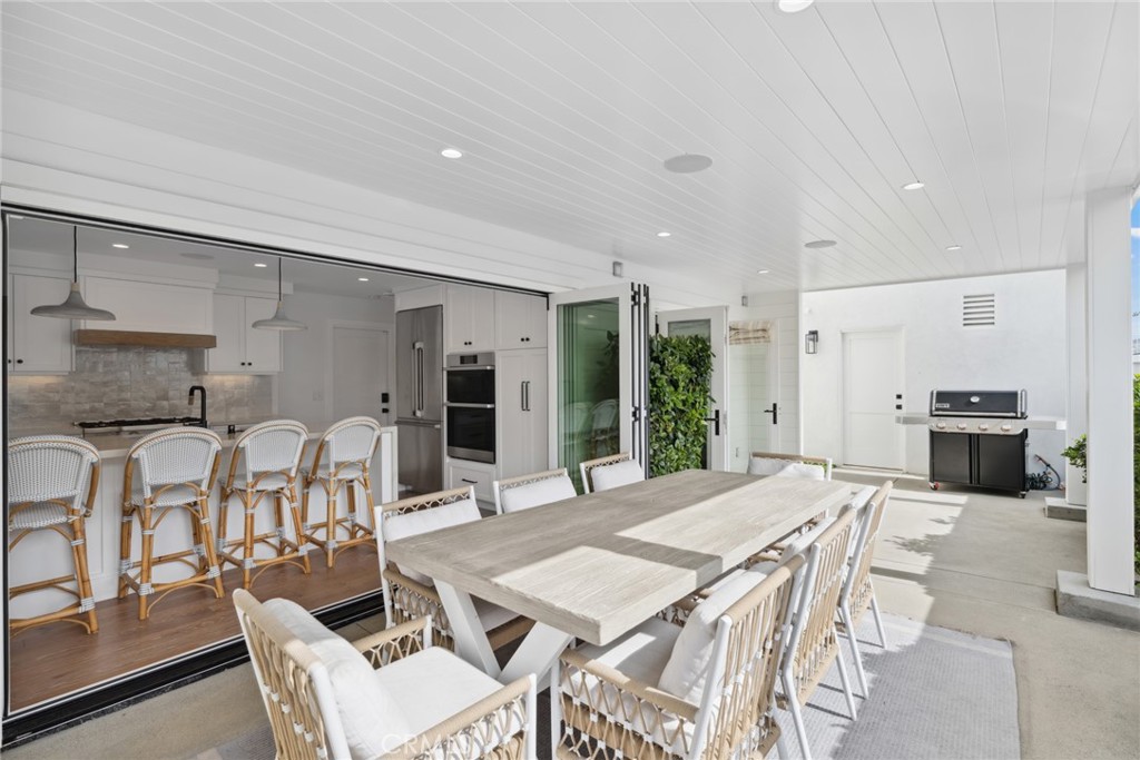 300 Coral Avenue, Newport Beach CA 92662 - photo 11